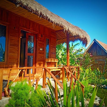 Umah Kayu 2-Menjangan Homestay Banyuwedang Exterior foto